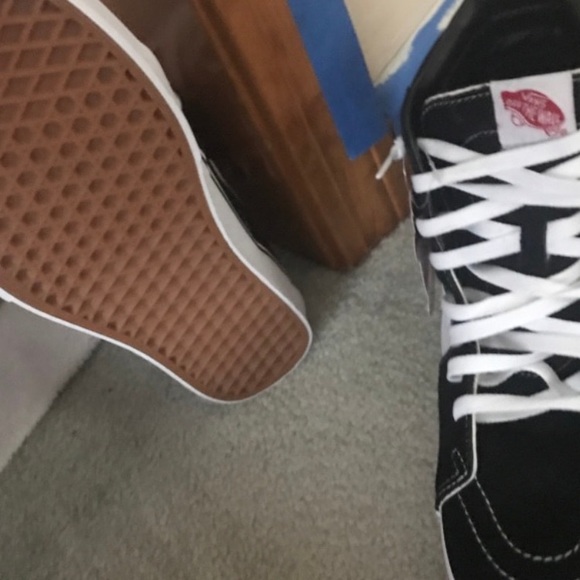 Black and white hi top vans - Picture 6 of 7